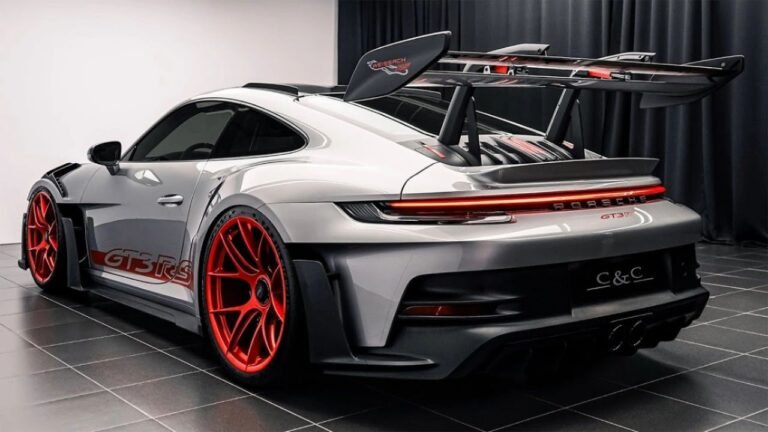 2025 Porsche 911 GT3 RS: The Ultimate Track-Built Monster With Extreme Aero and Precision Performance